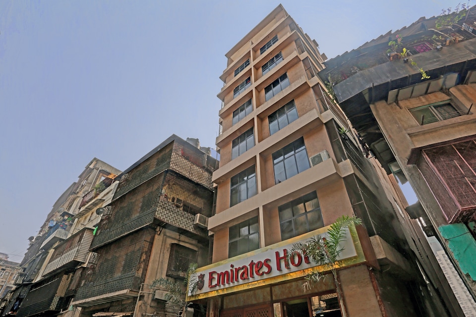 Capital O 79386 Hotel Emirates, Mumbai CST-Churchgate-Colaba, Mumbai