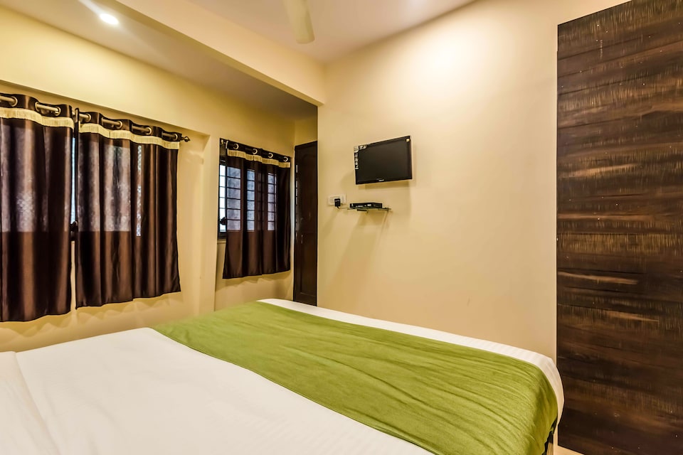 OYO 6643 Hotel Alfa Regency, Mumbai International Airport, Mumbai