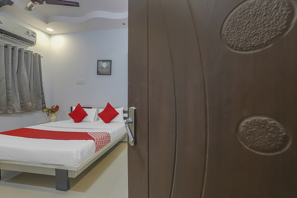 Flagship Hotel Emerald, Hingna Road Nagpur, Nagpur