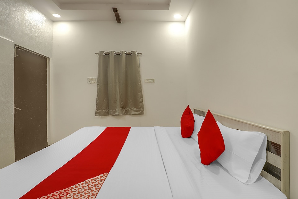 Flagship Hotel Emerald, Hingna Road Nagpur, Nagpur