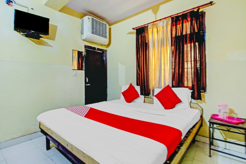 OYO 79416 Hotel Maharani Residency, Corporate Complex, Agra