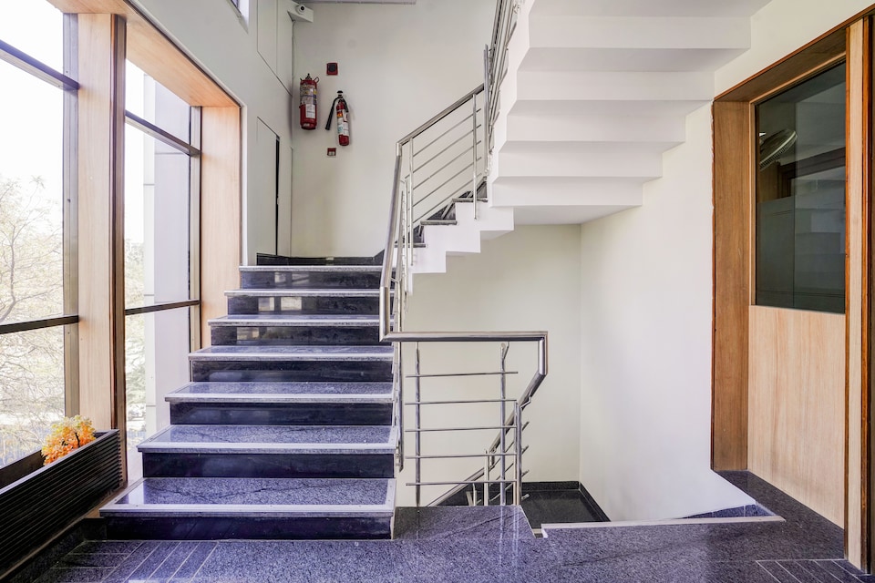 Super Townhouse Kranti Square Aurangabad, Railway Station - Aurangabad, औरंगाबाद