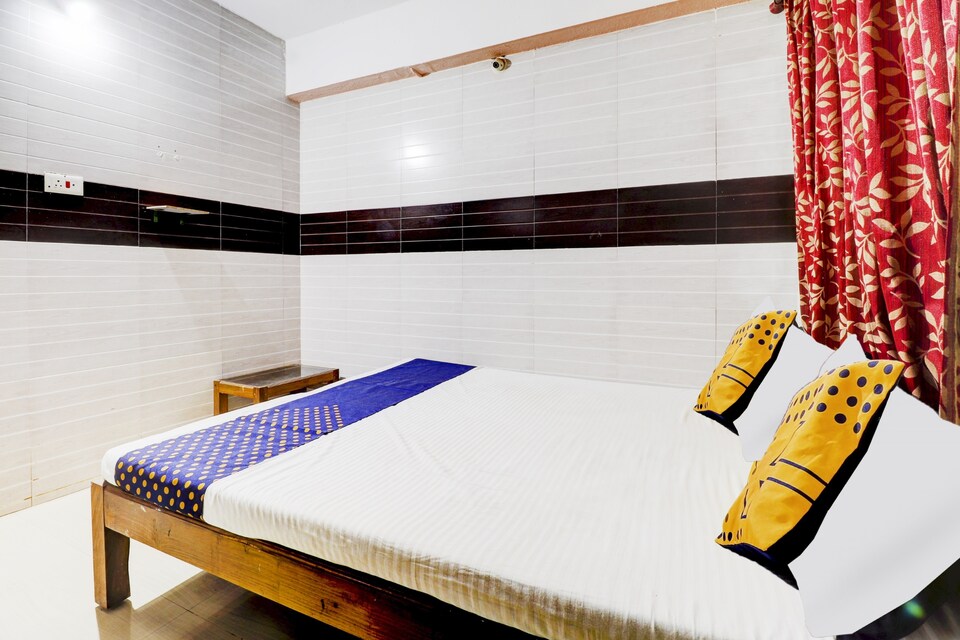 OYO Flagship Anju Residency, Shivamogga, Mysore
