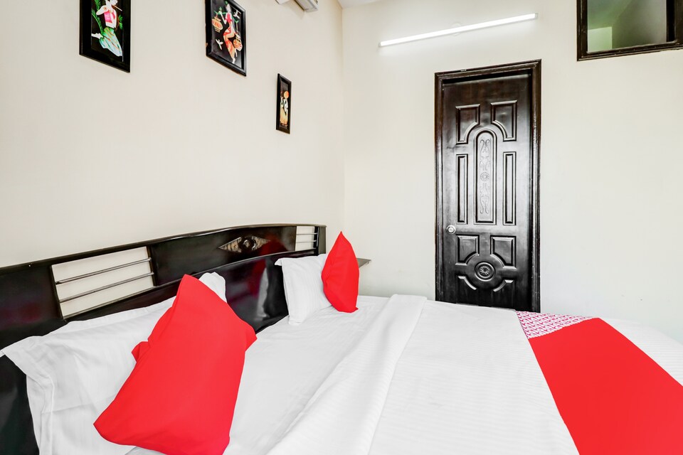 OYO 79443 Bliss Residency, GT Road Panipat, Panipat