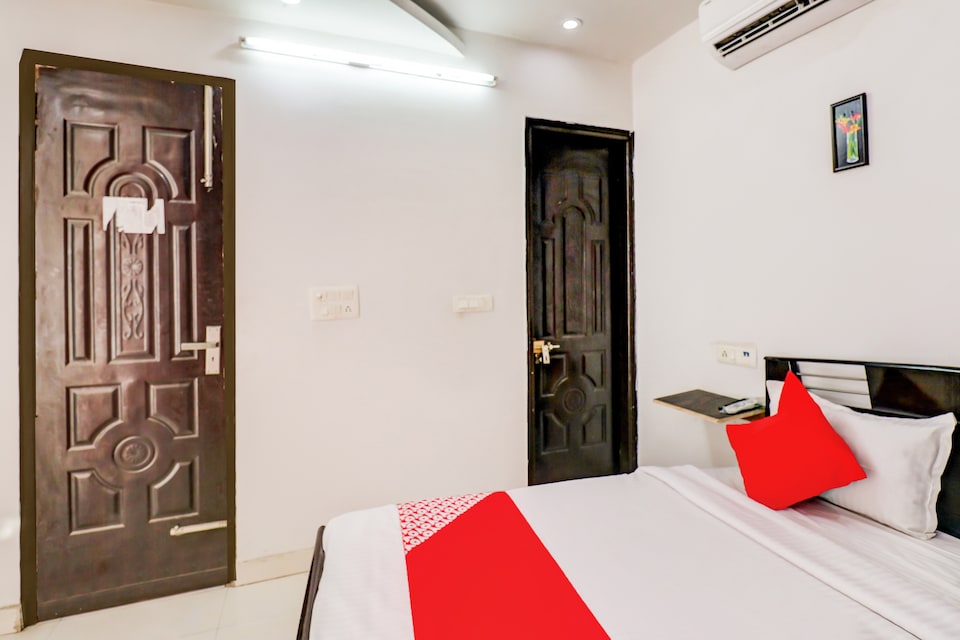OYO 79443 Bliss Residency, GT Road Panipat, Panipat