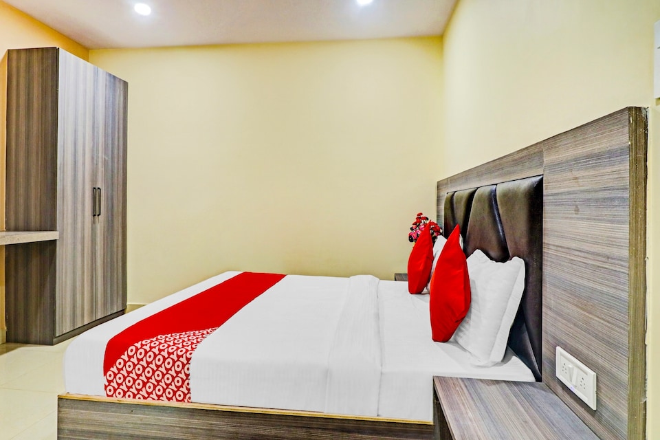 Hotel O Omar, Mango Jamshedpur, Jamshedpur