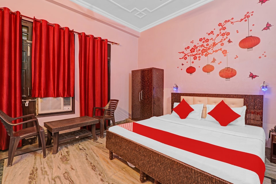 OYO Flagship 79491 Jk Royal Hotel, Rambagh Allahabad, Prayagraj