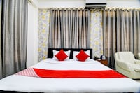 Super Hotel O The Dove Villa