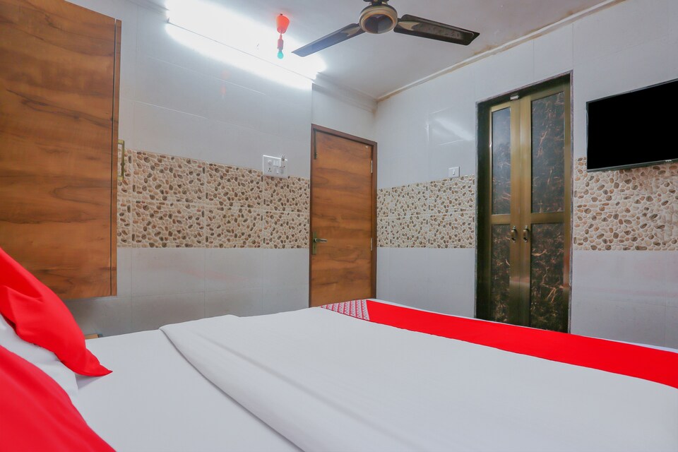 OYO 79506 Hotel Malabar, Mumbai CST-Churchgate-Colaba, Mumbai