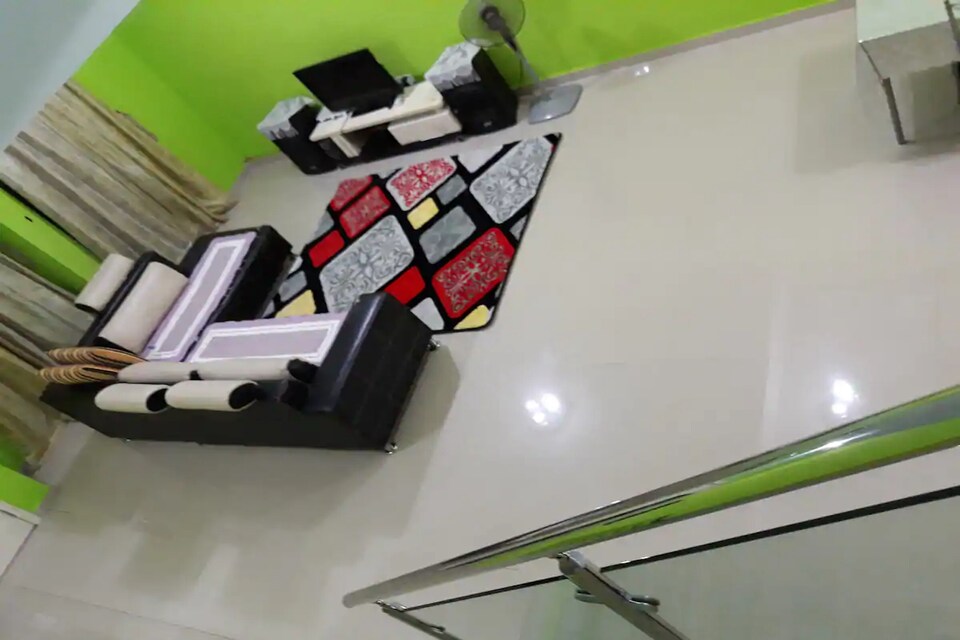 OYO Home 90215 Awani Homestay, Semporna, Semporna