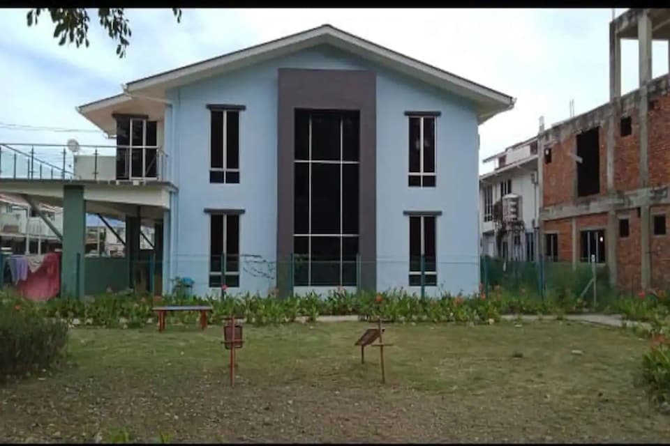 OYO Home 90215 Awani Homestay, Semporna, Semporna