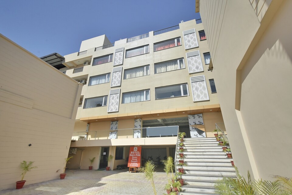 Capital O 79525 Hotel Pride, Dehradun Railway Station, Dehradun