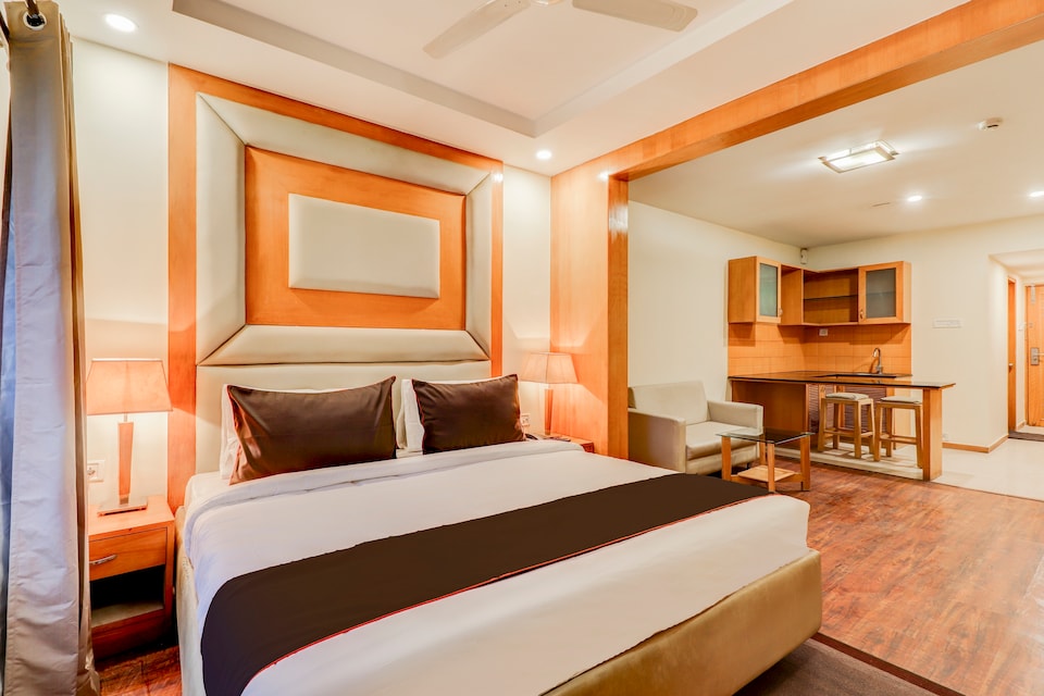 OYO 79535 Collection O The Mayer Hotel, Whitefield Bangalore, Bangalore