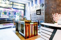 Collection O Circus Avenue Road Formerly Hotel Rockstar