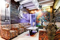 Collection O Circus Avenue Road Formerly Hotel Rockstar