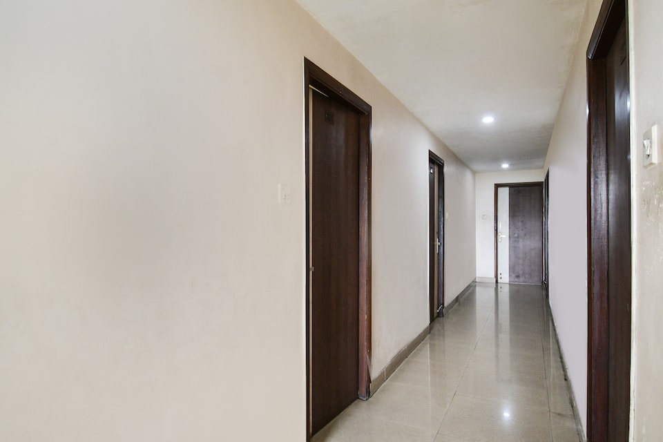 Hotel O New Tulip Santragachi Junction, Howrah Kolkata, Kolkata