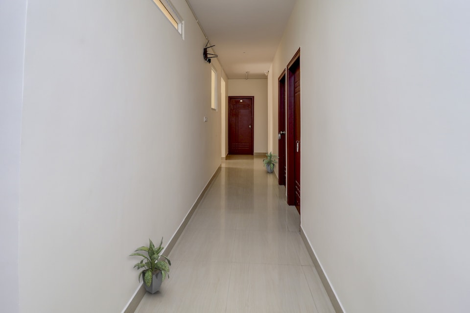 Hotel O Golden Paradise, Kengeri - Rajarajeshwari Nagar Bangalore, Bangalore