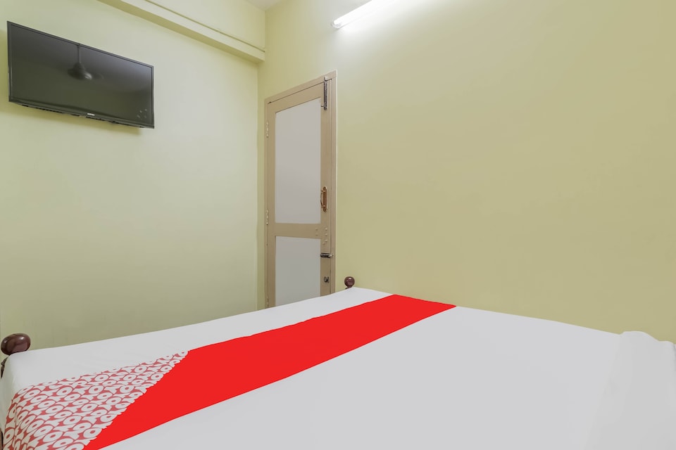 OYO 79595 Shanthi Lodge, Madurai Outskirts, Madurai