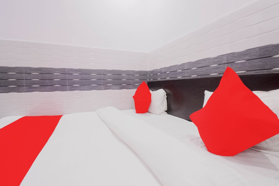 OYO 79597 Hotel Sapphire, GT Road Panipat, Panipat