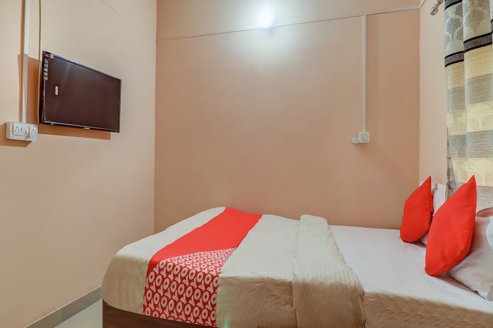 Hotel O Sidhu Kanhu & Banquet, Lalpur, रांची