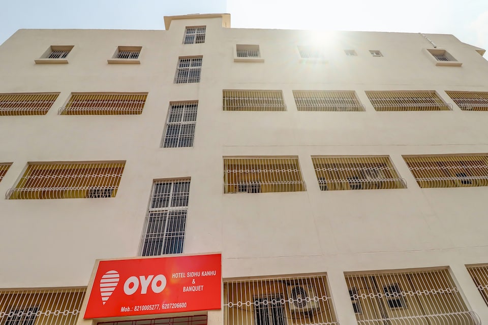 Hotel O Sidhu Kanhu & Banquet, Lalpur, Ranchi