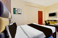 Hotel O Singanallur Railway Junction Formerly 2D Residency