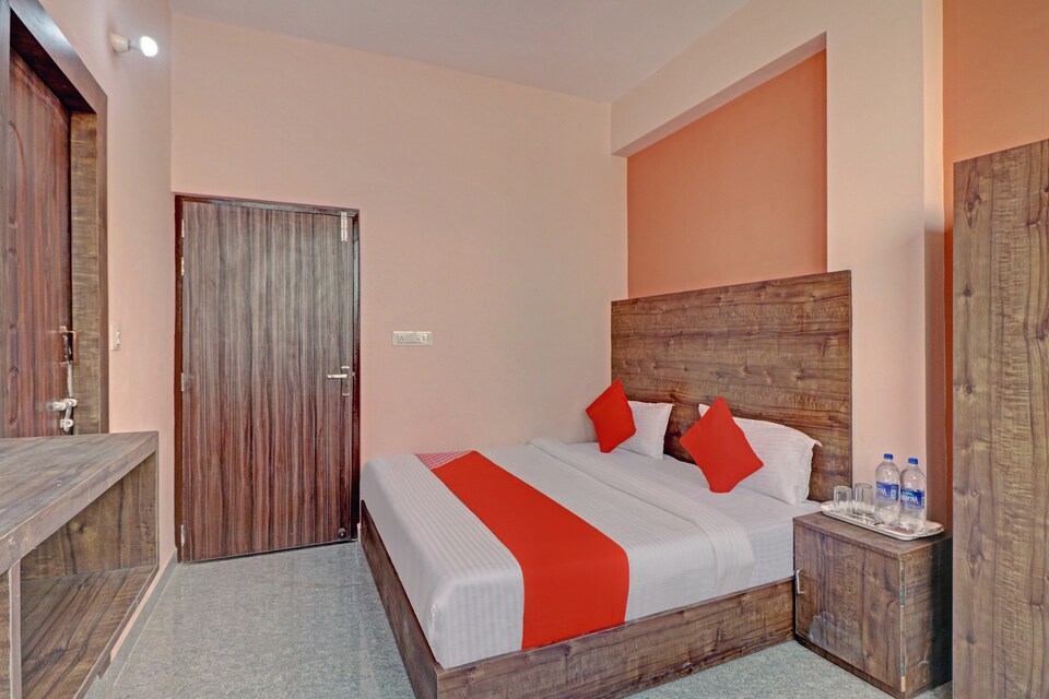 LIVE as KAN461, Kanpur Railway Station, Kanpur