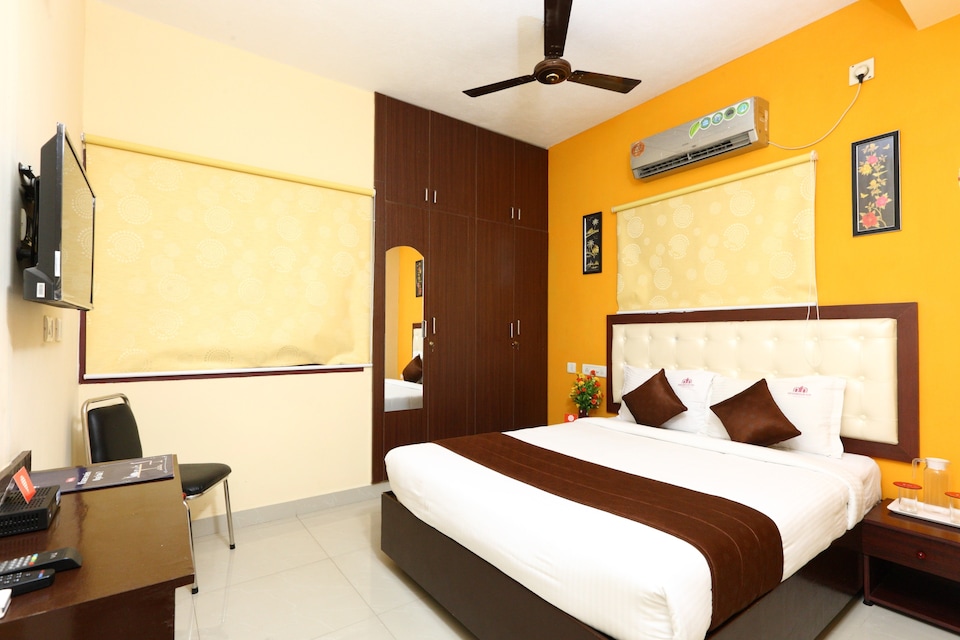 OYO Neighbour Inn, Madhavaram, Chennai