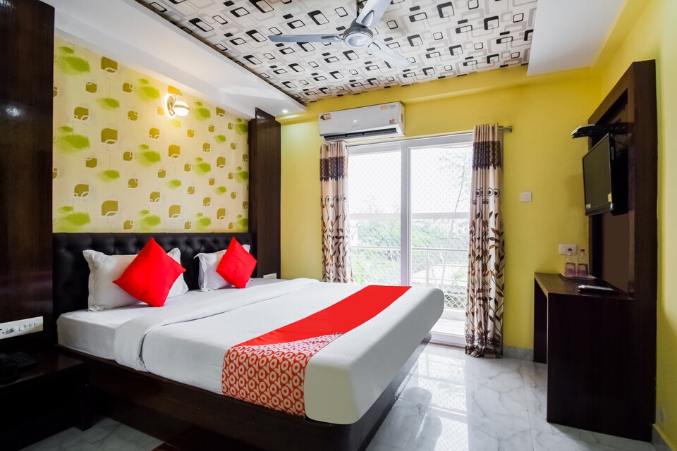 Collection O 79634 HOTEL  Aarya palace, CT Road Puri, Puri