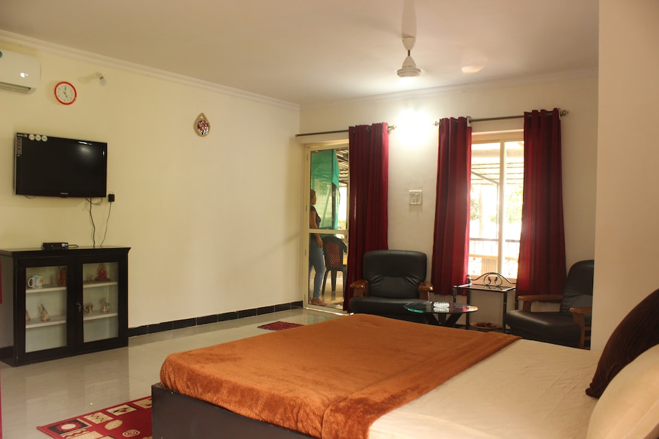 OYO Home 79636 Peaceful Studio Candolim, Candolim, Goa