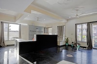 Townhouse Merriment Near ISKCON Temple Noida