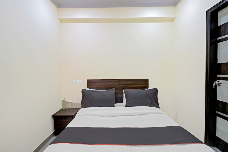 OYO 79653 Flagship TIPSYY 008, Sohna Road, Gurgaon