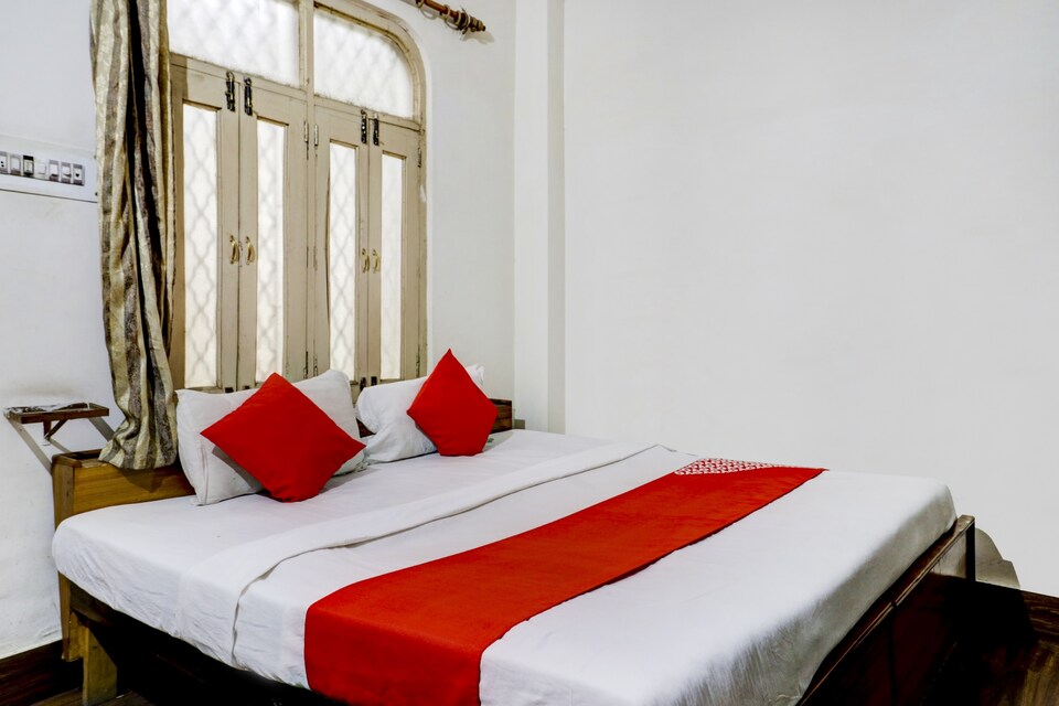 OYO 79661 Hotel Q9  & Resort, Orchha, Orchha