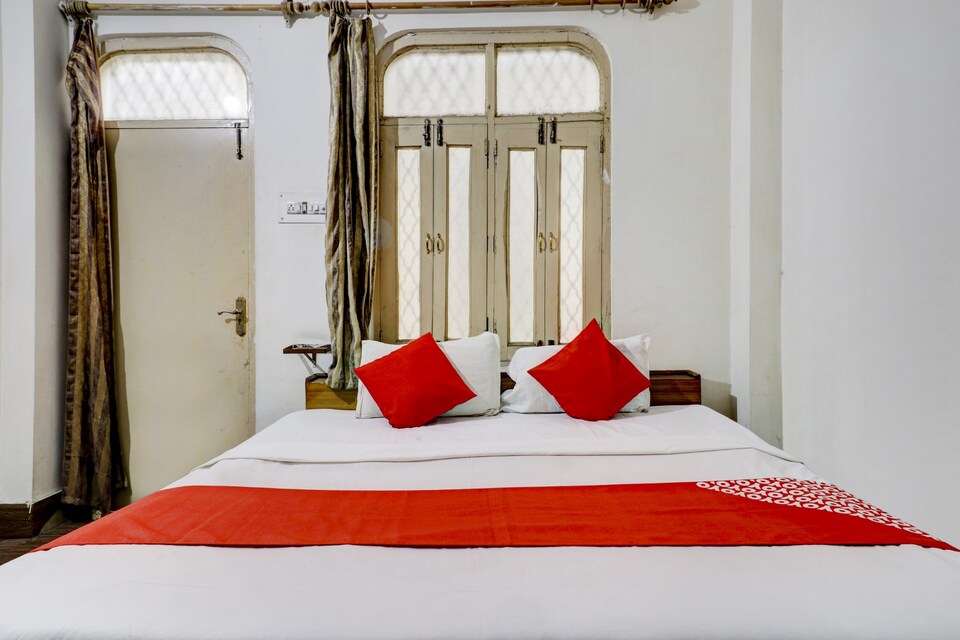 OYO 79661 Hotel Q9  & Resort, Orchha, Orchha