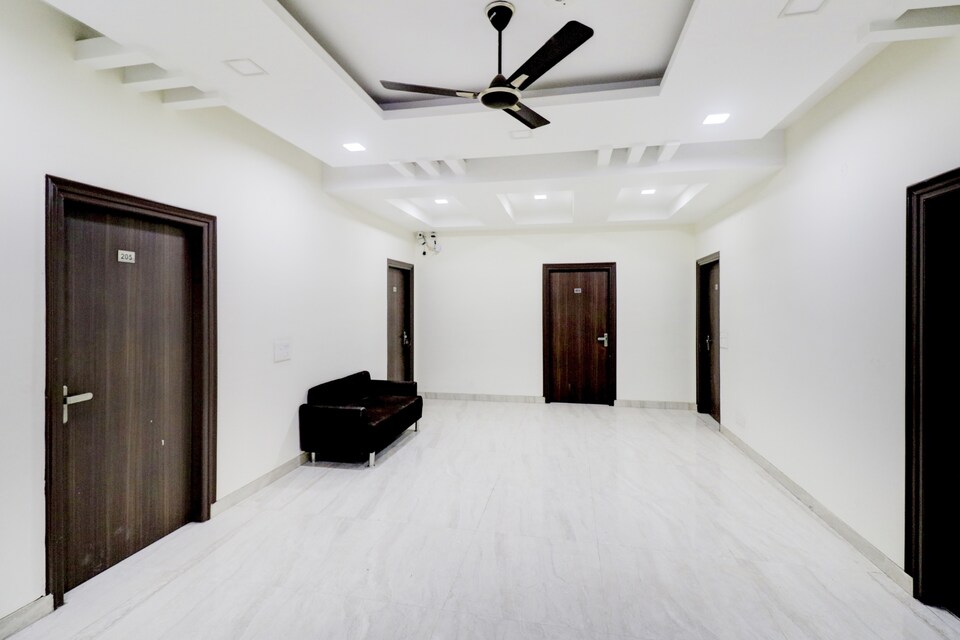 OYO 79667 Townhouse Sunbrite , Sohna Road, Gurgaon