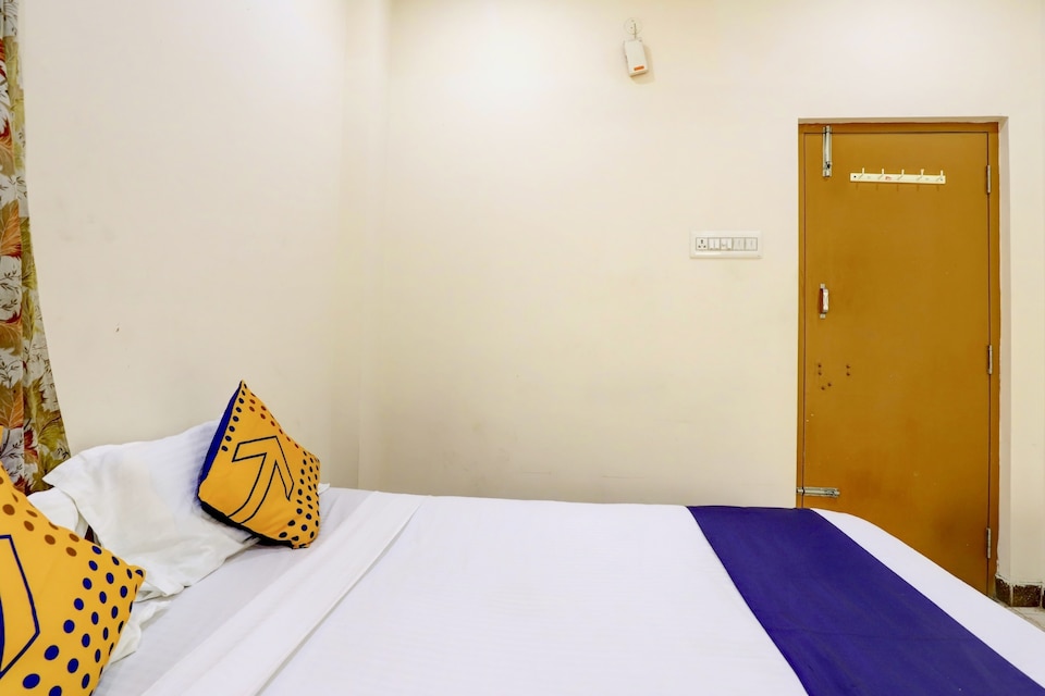 SPOT ON GM Guest House Near Thirumangalam Metro Station, Ambattur, Chennai