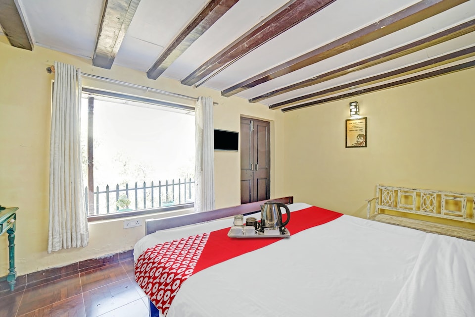OYO Home Oak 1 Bhk Cottage, Company Garden Mussoorie, Mussoorie