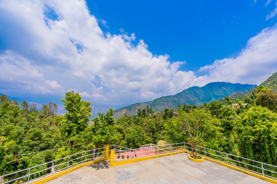 OYO Home Luxurious 3 Bhk, Company Garden Mussoorie, Mussoorie