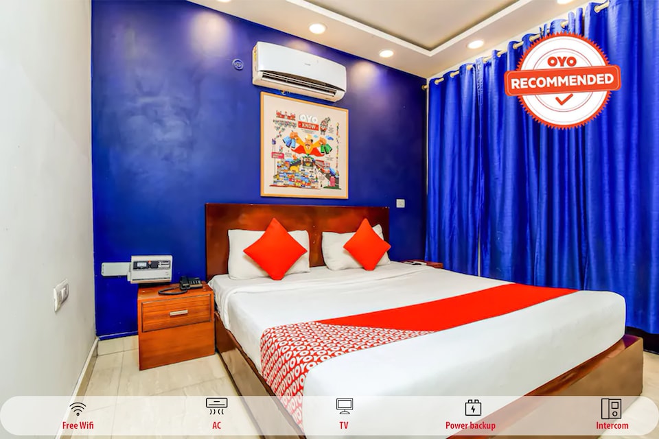OYO 79695 Collection O 512 Deer Park, AIIMS Delhi, Delhi