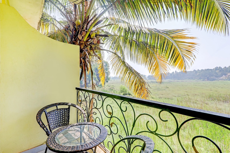 OYO Home Greenfield View Stay Candolim, Candolim Goa, Goa