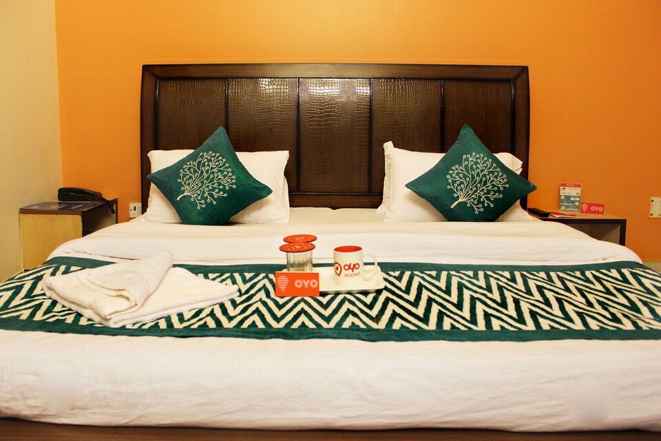 OYO 1002 Sector 49, Noida Expressway SEZ, Noida