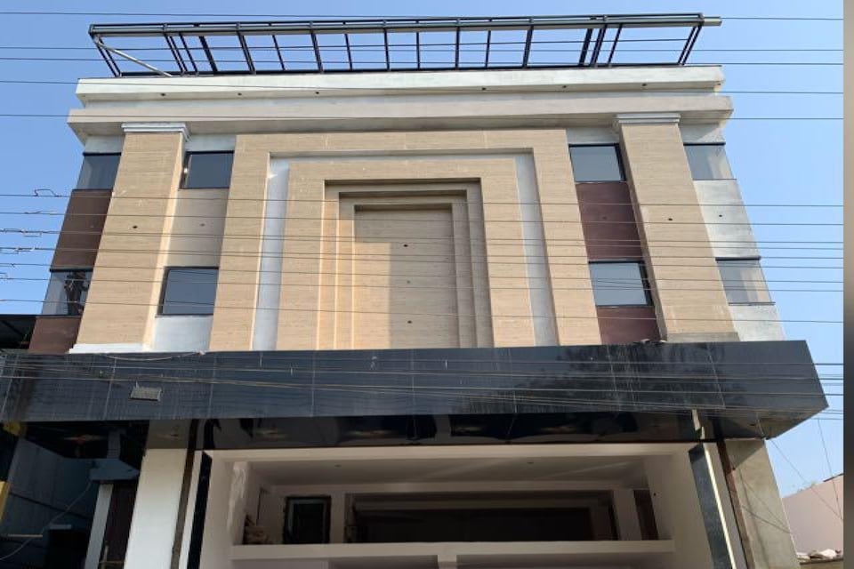 Hotel O Orha, Vijay Nagar Indore, Indore