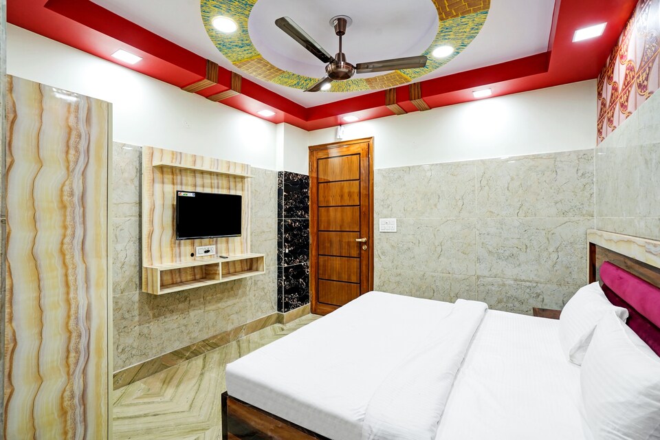 OYO 79726 Sai Palace, North Delhi, Delhi