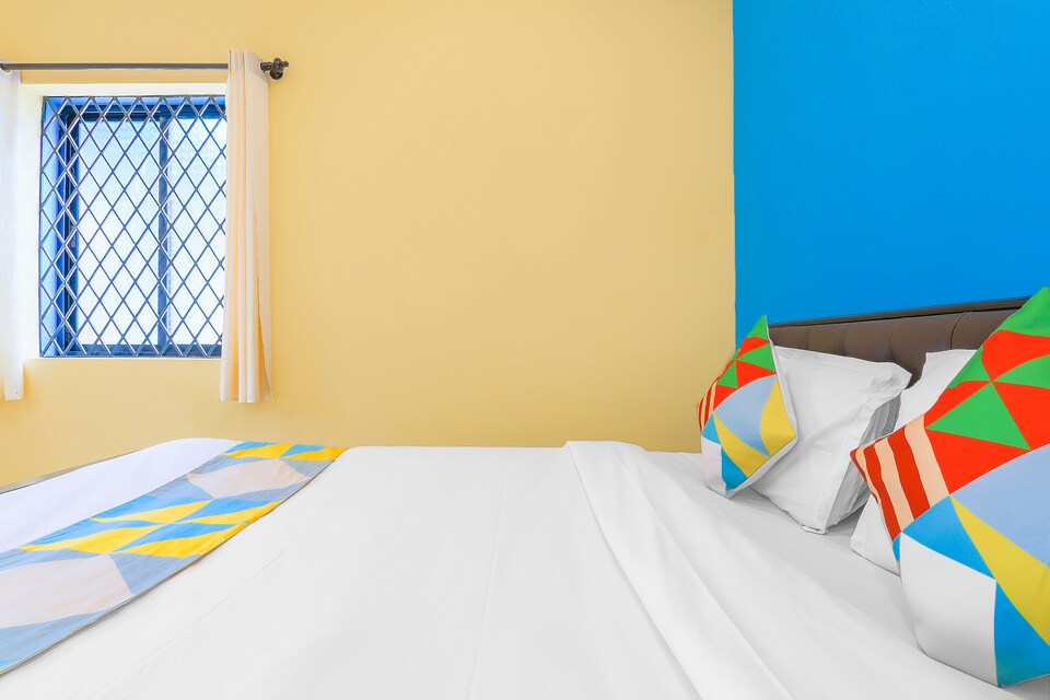 Live on GOA3884, Calangute Goa, Goa