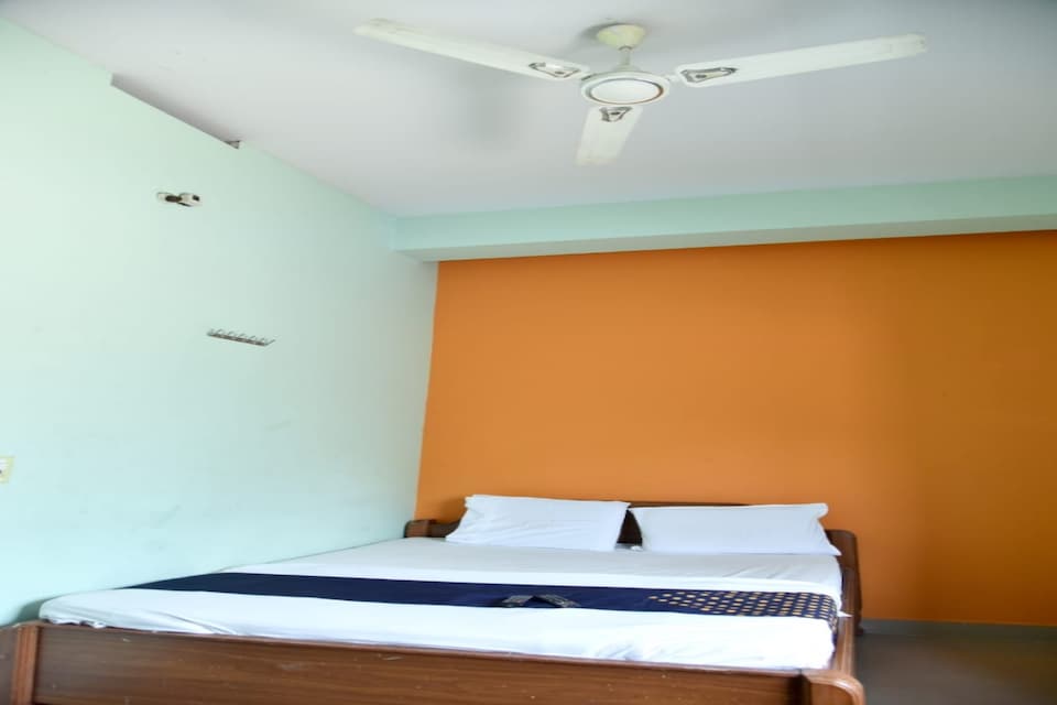 SPOT ON 79742 Sri Sai Grand In 2, Bidadi, Bangalore