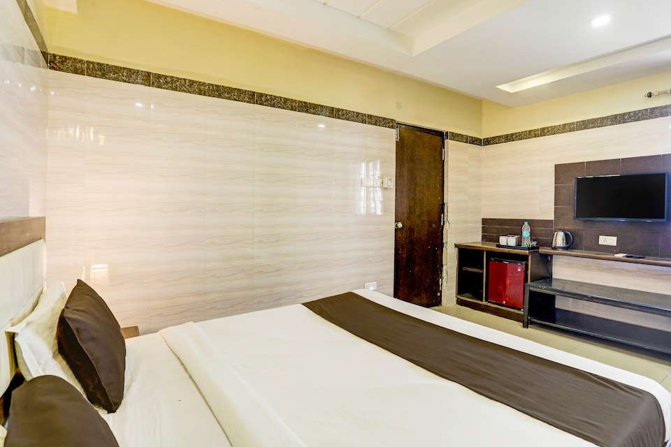 Hotel O Suhana Grand , Shamshabad, Hyderabad