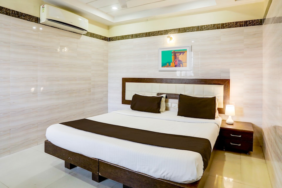 Hotel O Suhana Grand , Shamshabad, Hyderabad