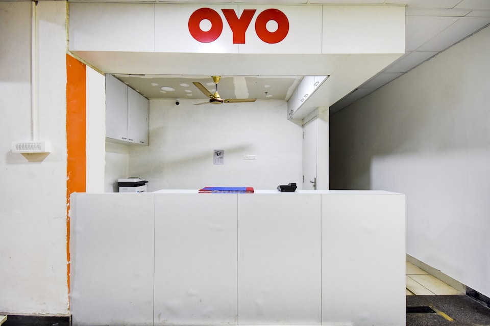 OYO 79793 De City Guest House, Howrah Kolkata, Kolkata
