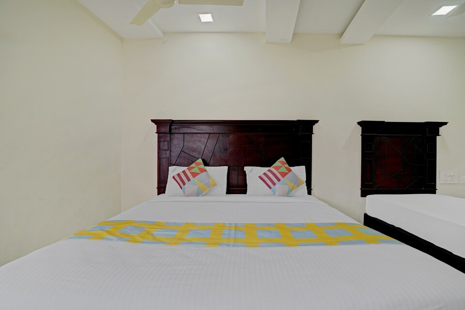 POP HOME 79804 Malabar Plaza Medical Trust, MG Road Kochi, Kochi