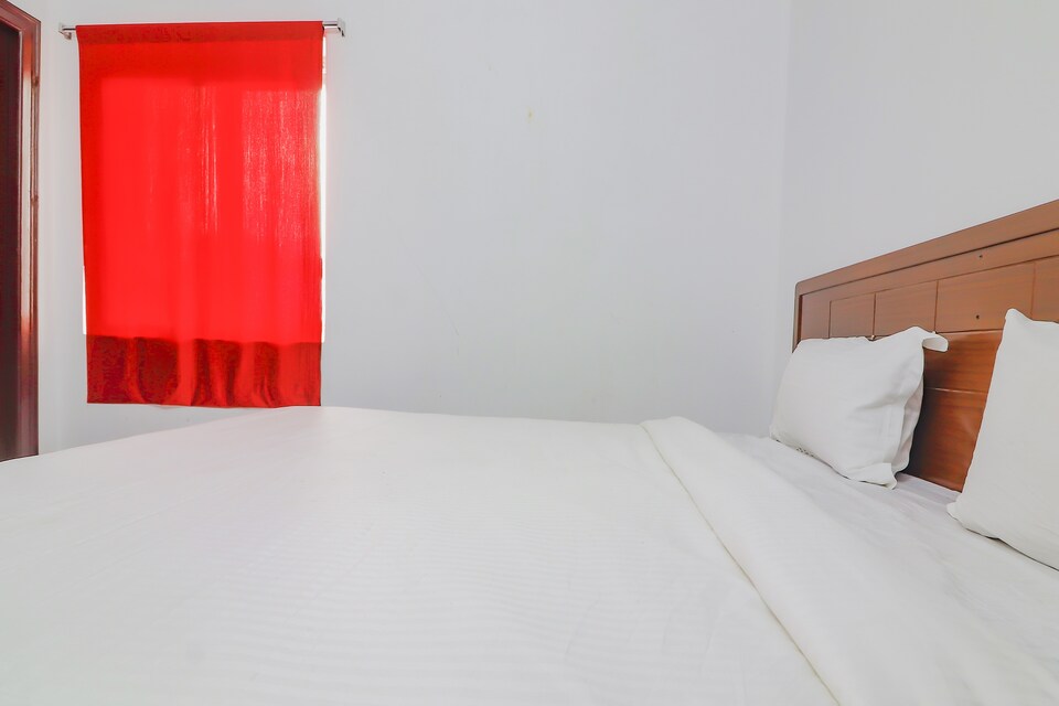 OYO 79805 Sri Sai Residency, Kondapur, Hyderabad